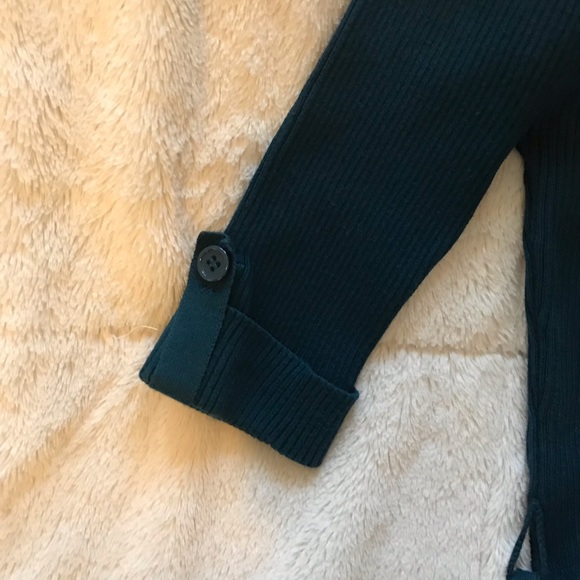 Cute turtleneck w/belt - Picture 2 of 4